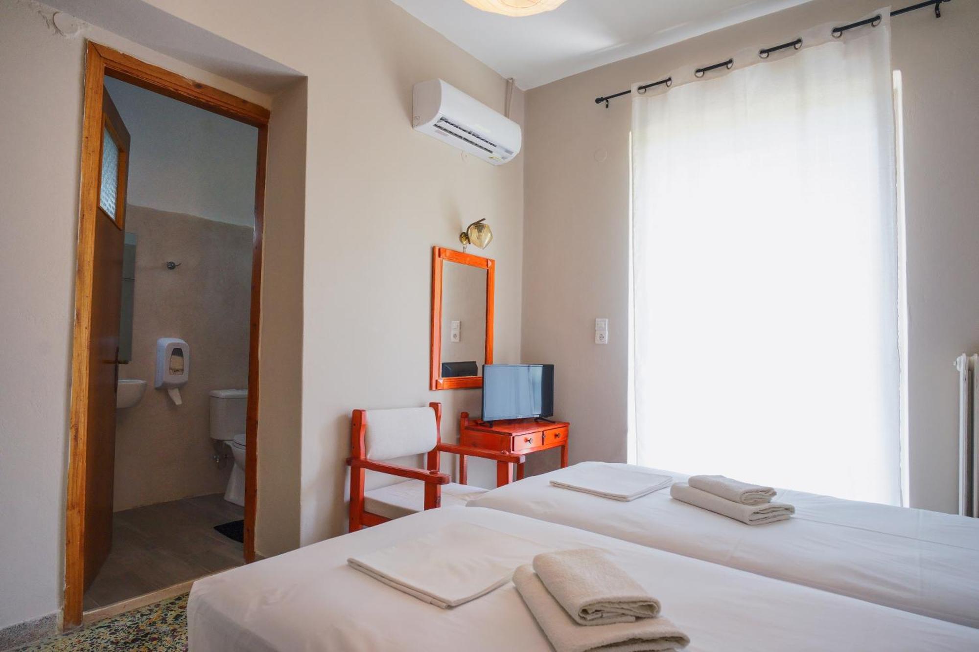 Hotel Korfos - Ξενοδοχείο Κόρφος Renovated Exterior photo