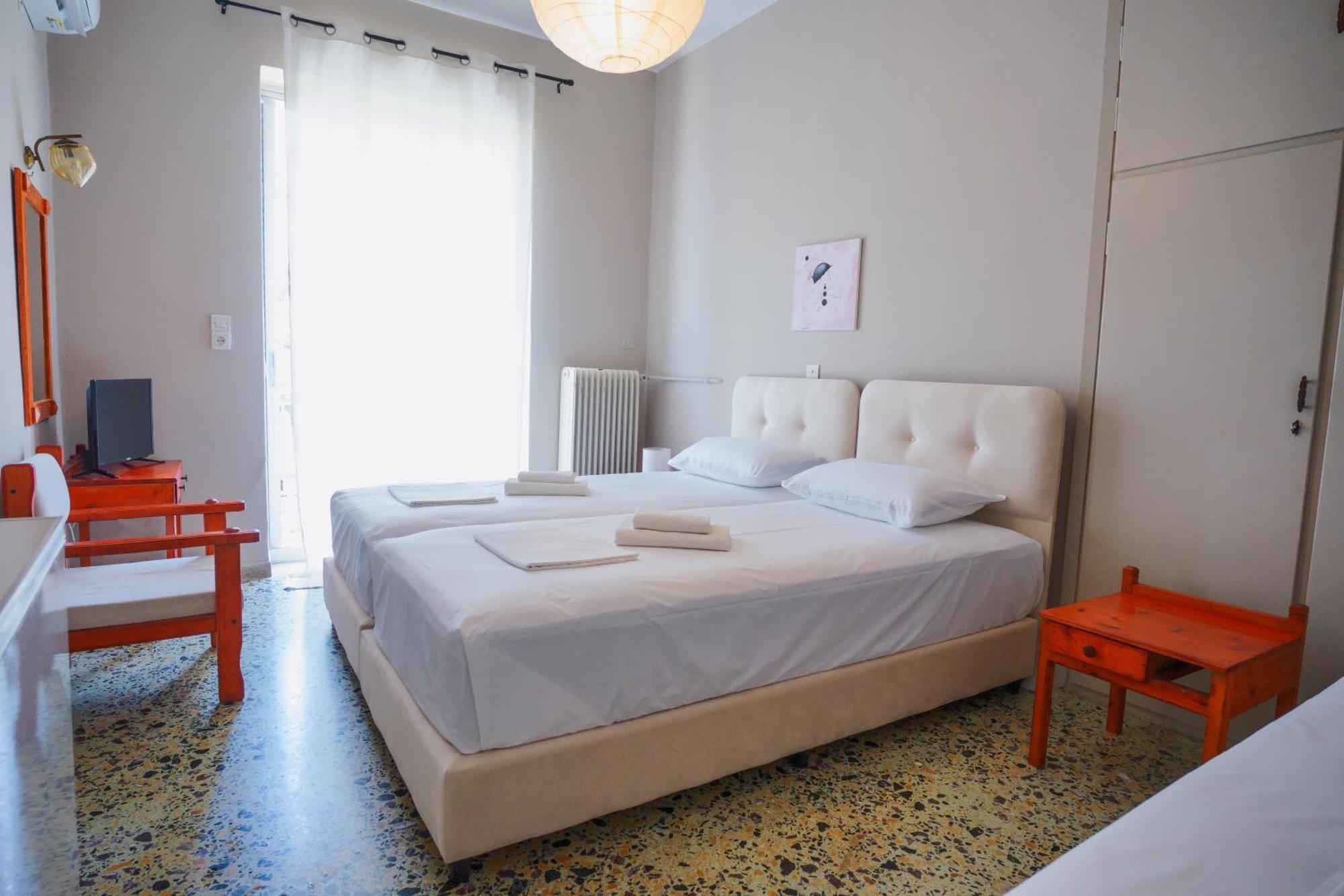 Hotel Korfos - Ξενοδοχείο Κόρφος Renovated Exterior photo
