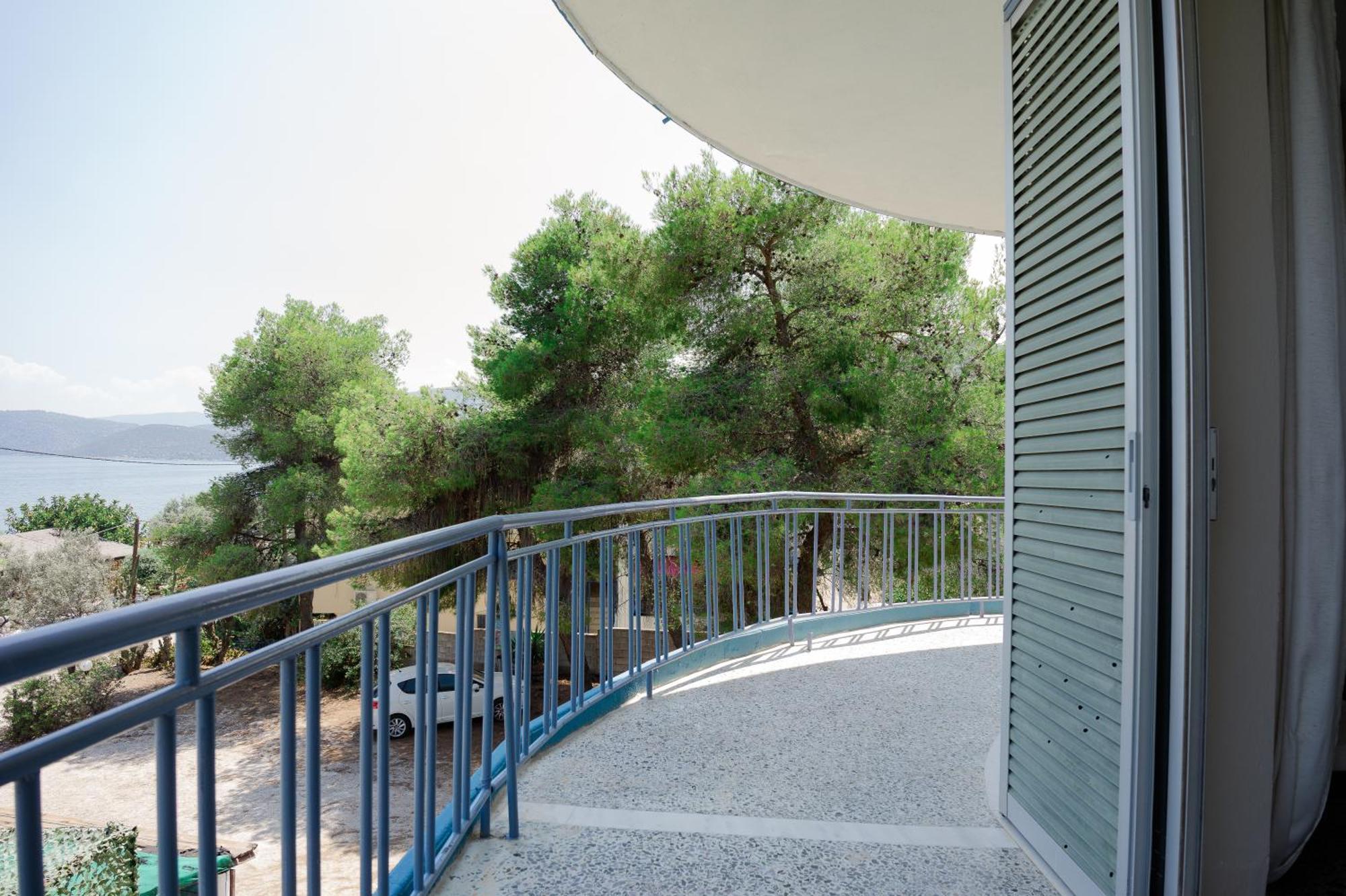 Hotel Korfos - Ξενοδοχείο Κόρφος Renovated Exterior photo