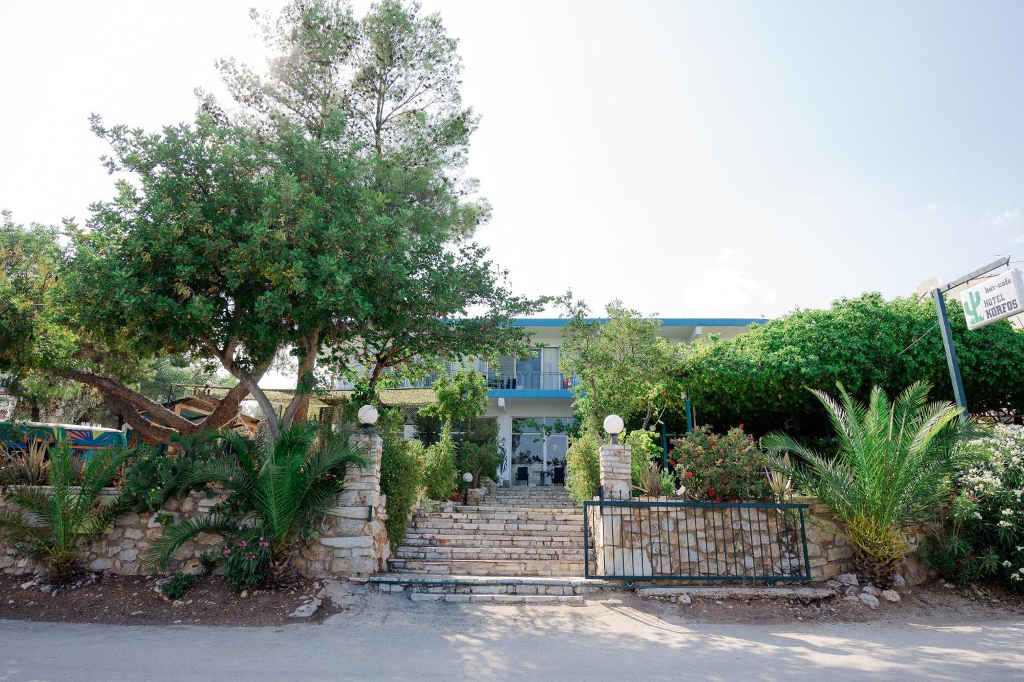 Hotel Korfos - Ξενοδοχείο Κόρφος Renovated Exterior photo