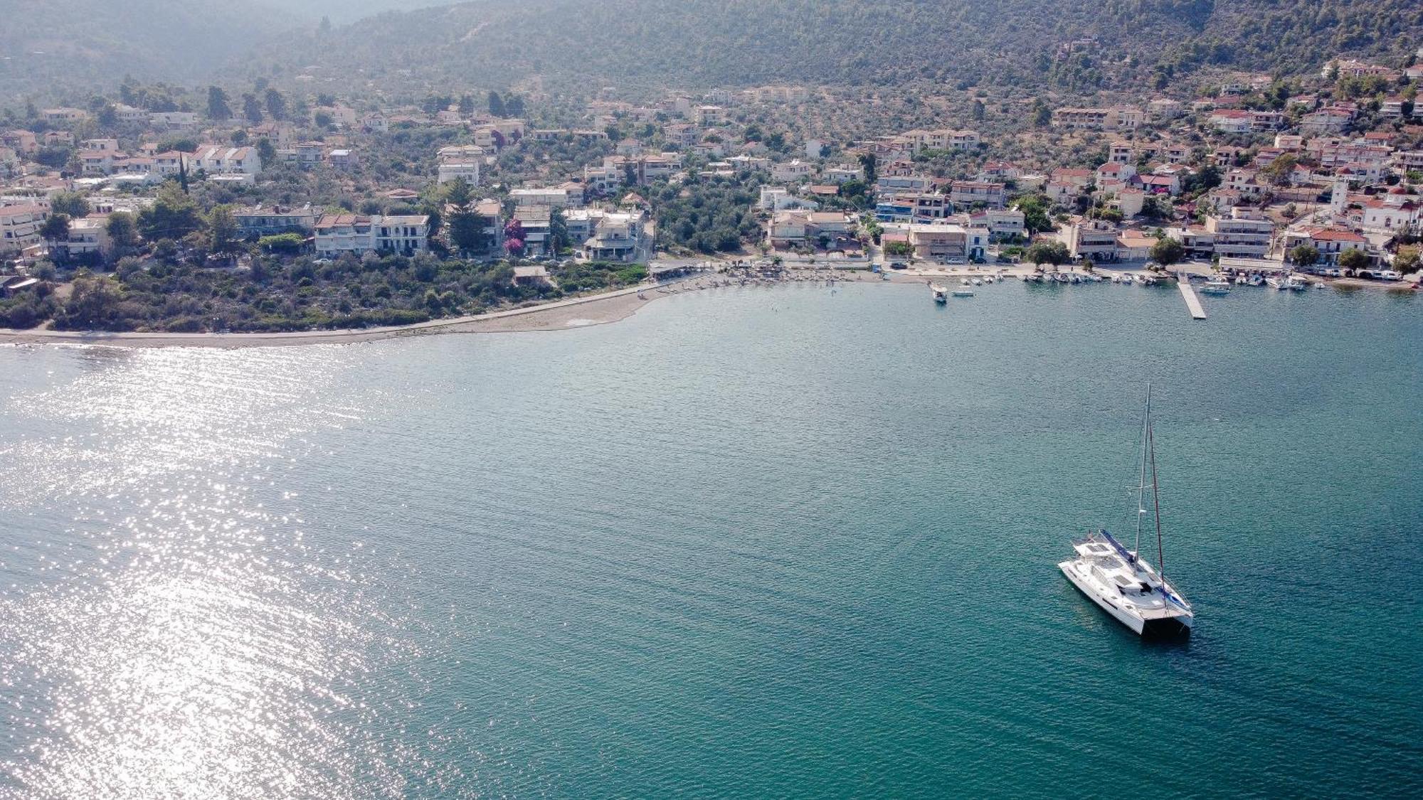 Hotel Korfos - Ξενοδοχείο Κόρφος Renovated Exterior photo